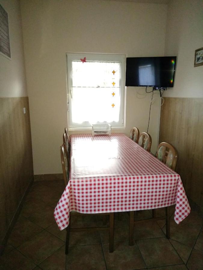 Budai Vam Apartmanhaz Pecs Exterior photo