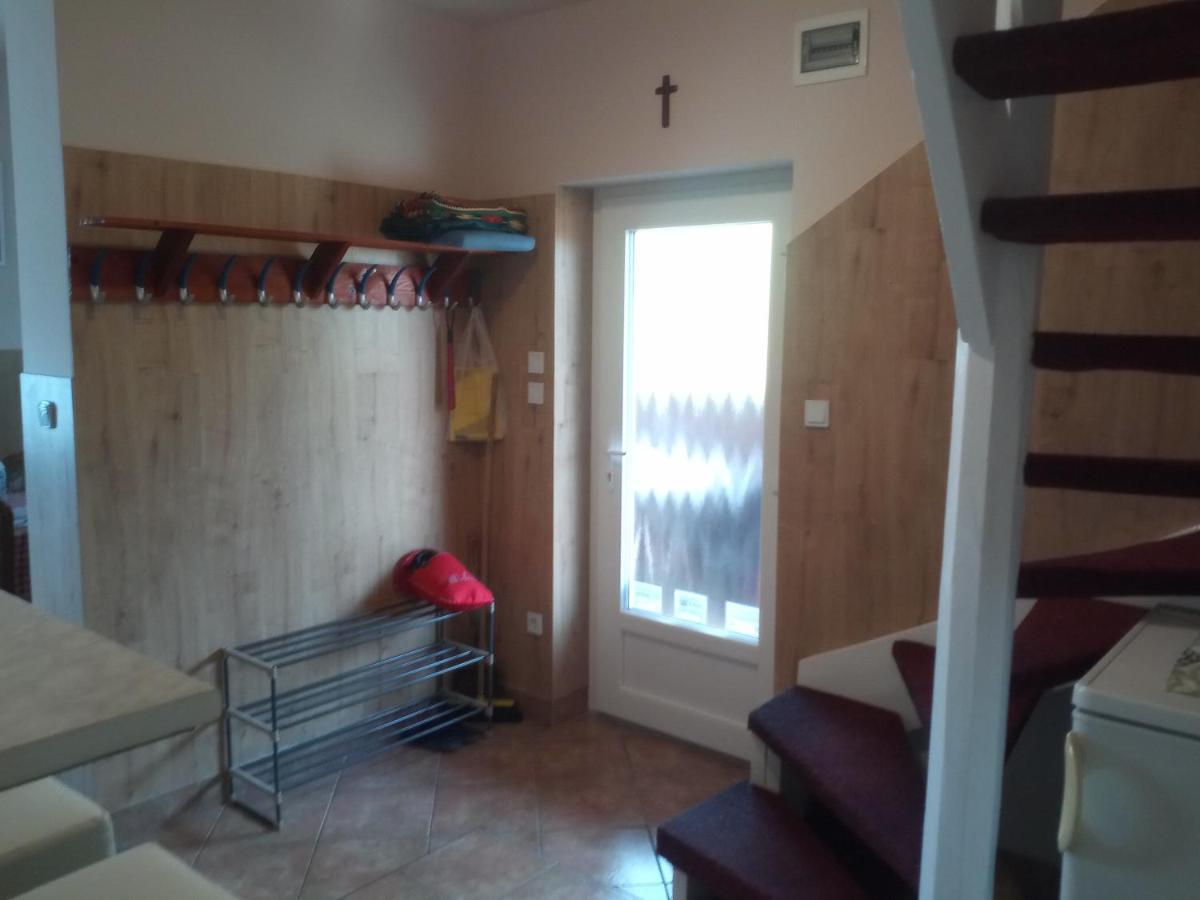 Budai Vam Apartmanhaz Pecs Exterior photo